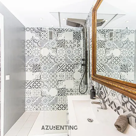 Azurenting - Hoche - Clim - Balcon *